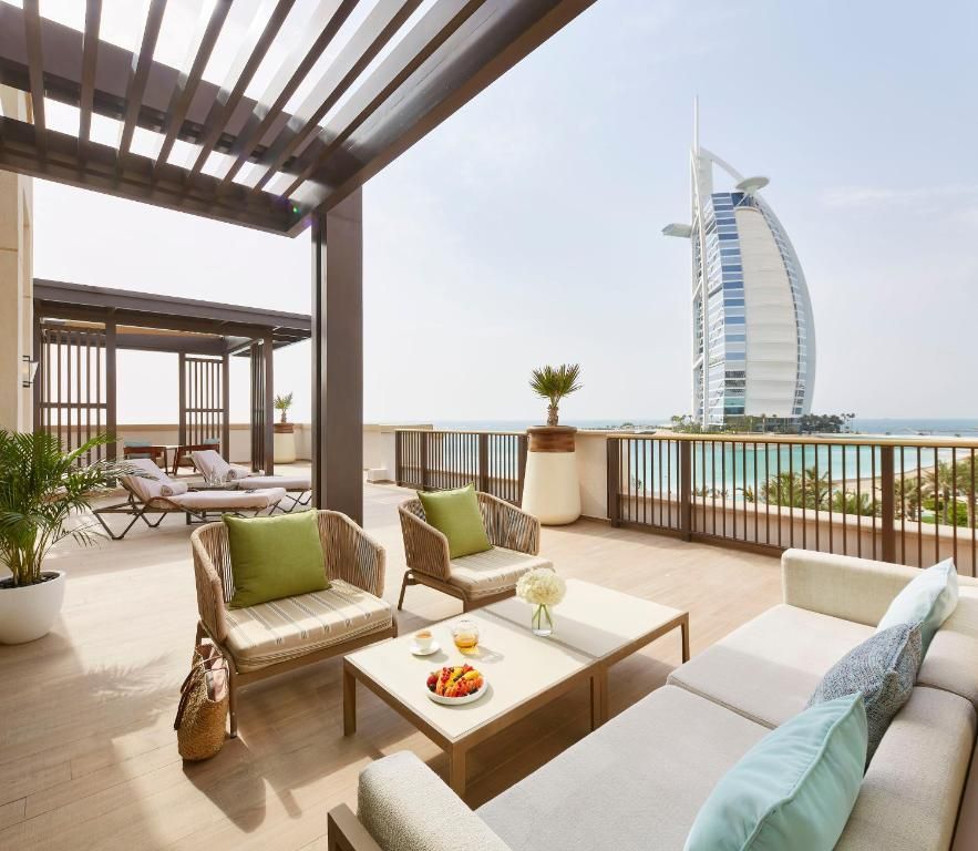 luxury branding uae